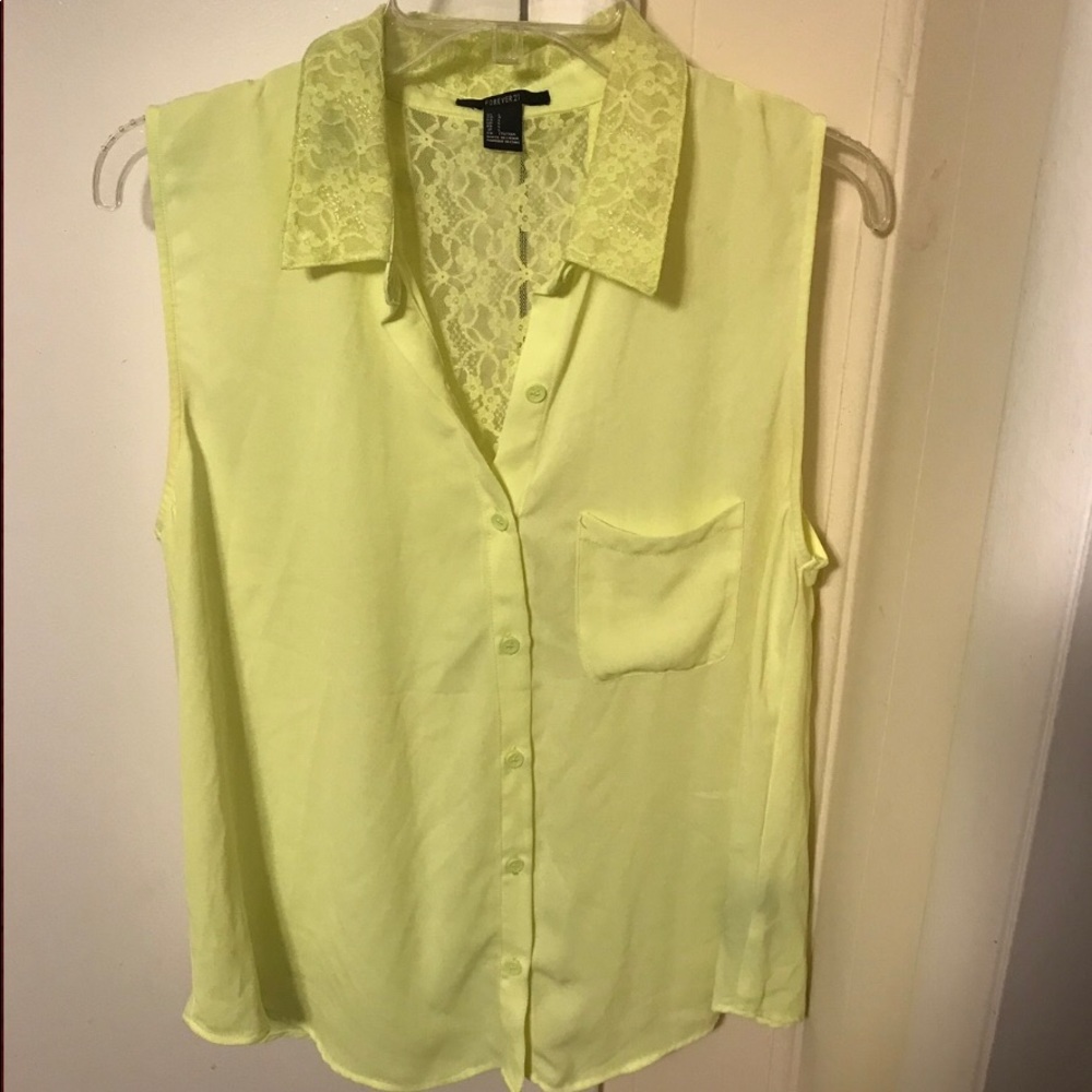 Short sleeve shirt